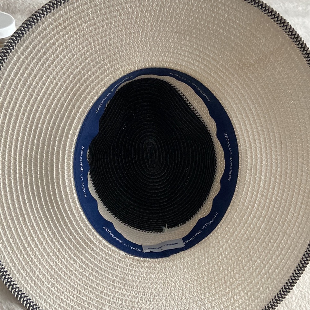 Adrienne Vittadini Black and Ivory Hat - Picture 10 of 13